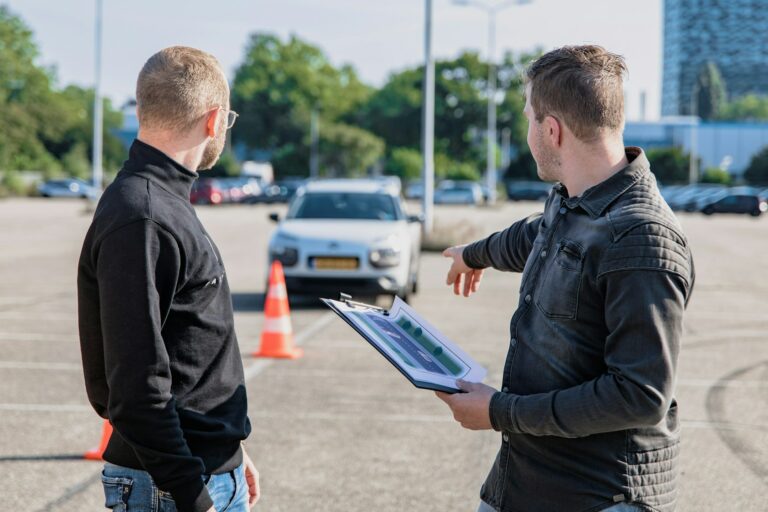 Auto-école Reims : quels points vérifier avant de s'inscrire ?