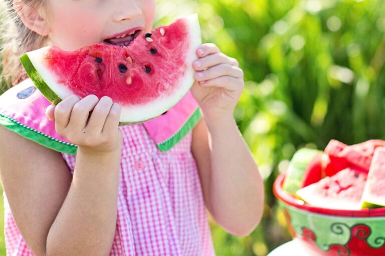Comment contribuer à l’éducation alimentaire des enfants en crèche ?