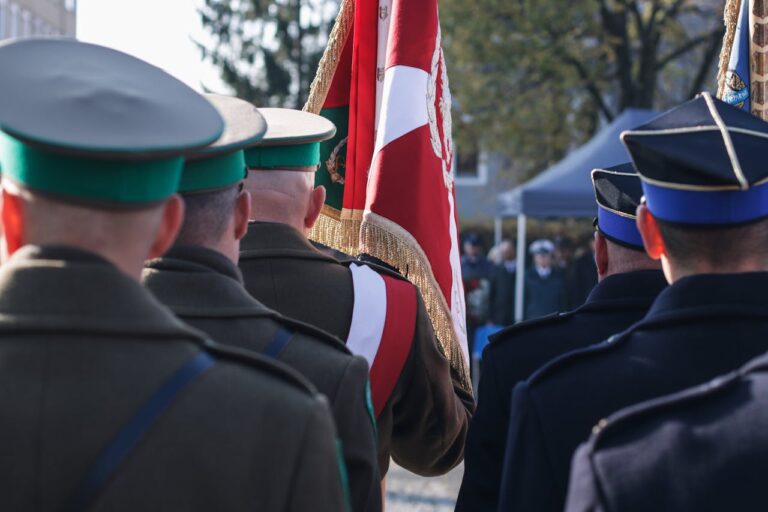 Comment fonctionne la gestion locative pour les propriétaires militaires ?