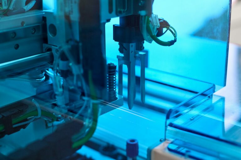 L'importance de l'usinage plastique de précision dans l'industrie moderne