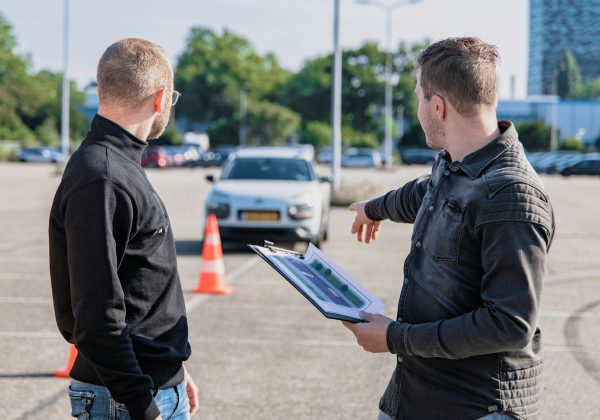 Auto-école Reims : quels points vérifier avant de s'inscrire ?