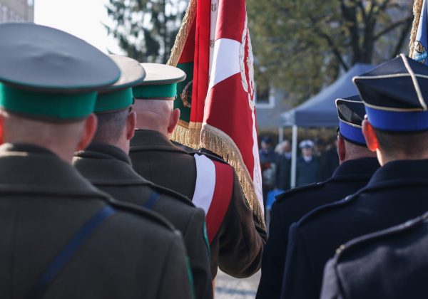 Comment fonctionne la gestion locative pour les propriétaires militaires ?