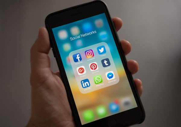 Propriété intellectuelle et réseaux sociaux : quels risques pour les marques ?