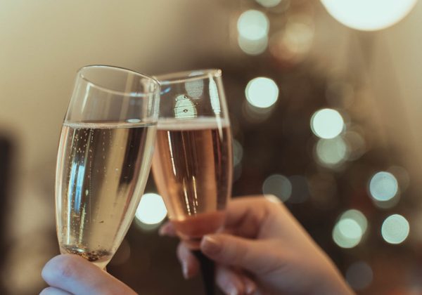 Pourquoi le verre influence le goût du champagne ?