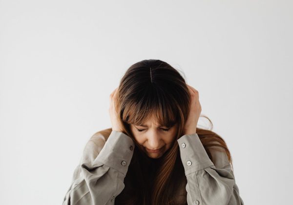 Réduction du stress au travail : les avantages des bouchons oreilles anti bruit